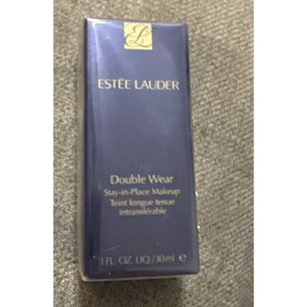 Estee Lauder Double Wear - 1C0 Shell Stay in Place Make Up Foundation SEALED